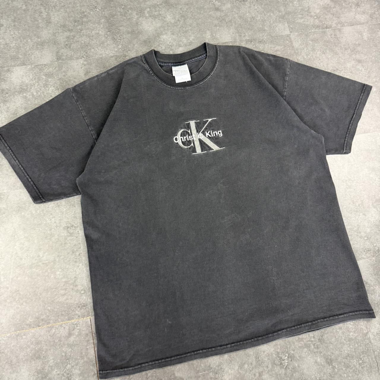 Gildan 90s Y2K CK Christ is king embroidered graphic logo shirt
