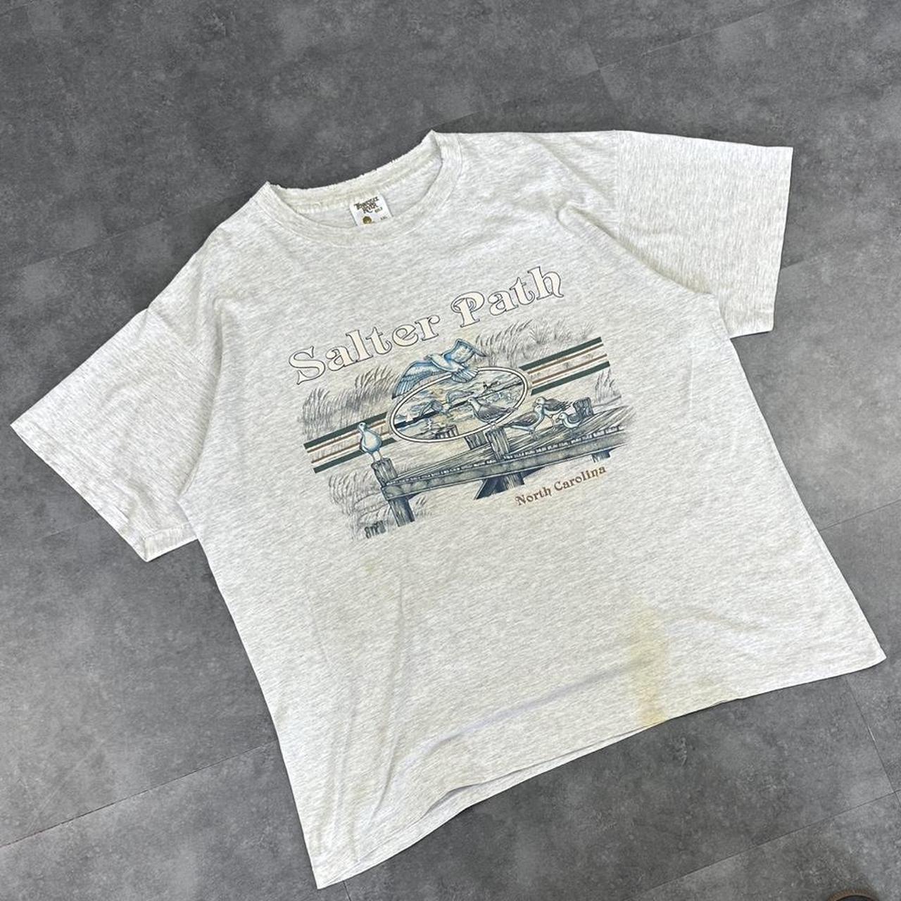 Tennessee river gold T 2000s Y2K logo print North Carolina graphic T shirt