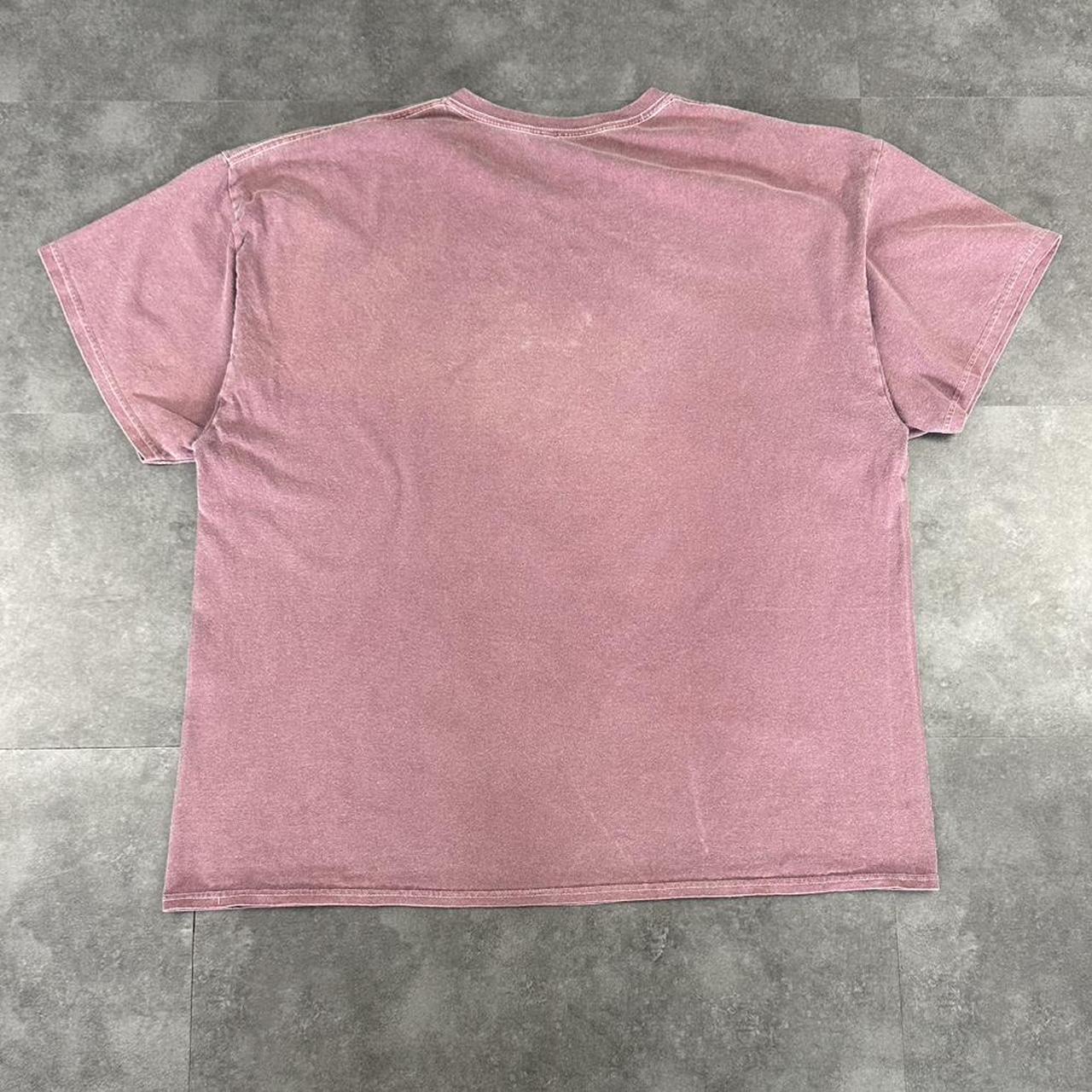 Urban Outfitters 2000s logo Print Fish design Logo graphic T shirt