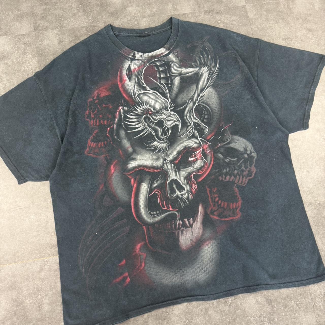 Grunge 2000s skull and dragon design graphic T shirt