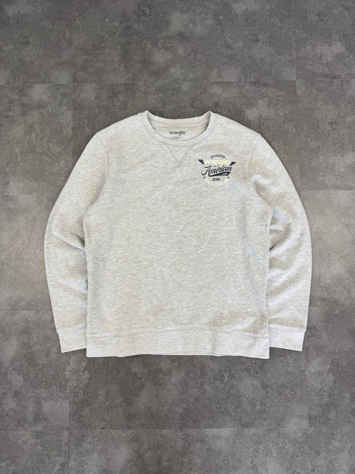 Wrangler Jeans Grey Sweatshirt Spellout Logo Mens Size Medium