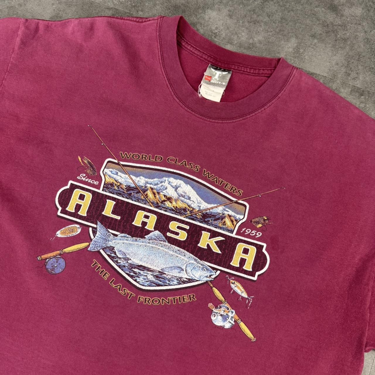 Hanes Beefy Alaska 2000s fishing graphic print T shirt