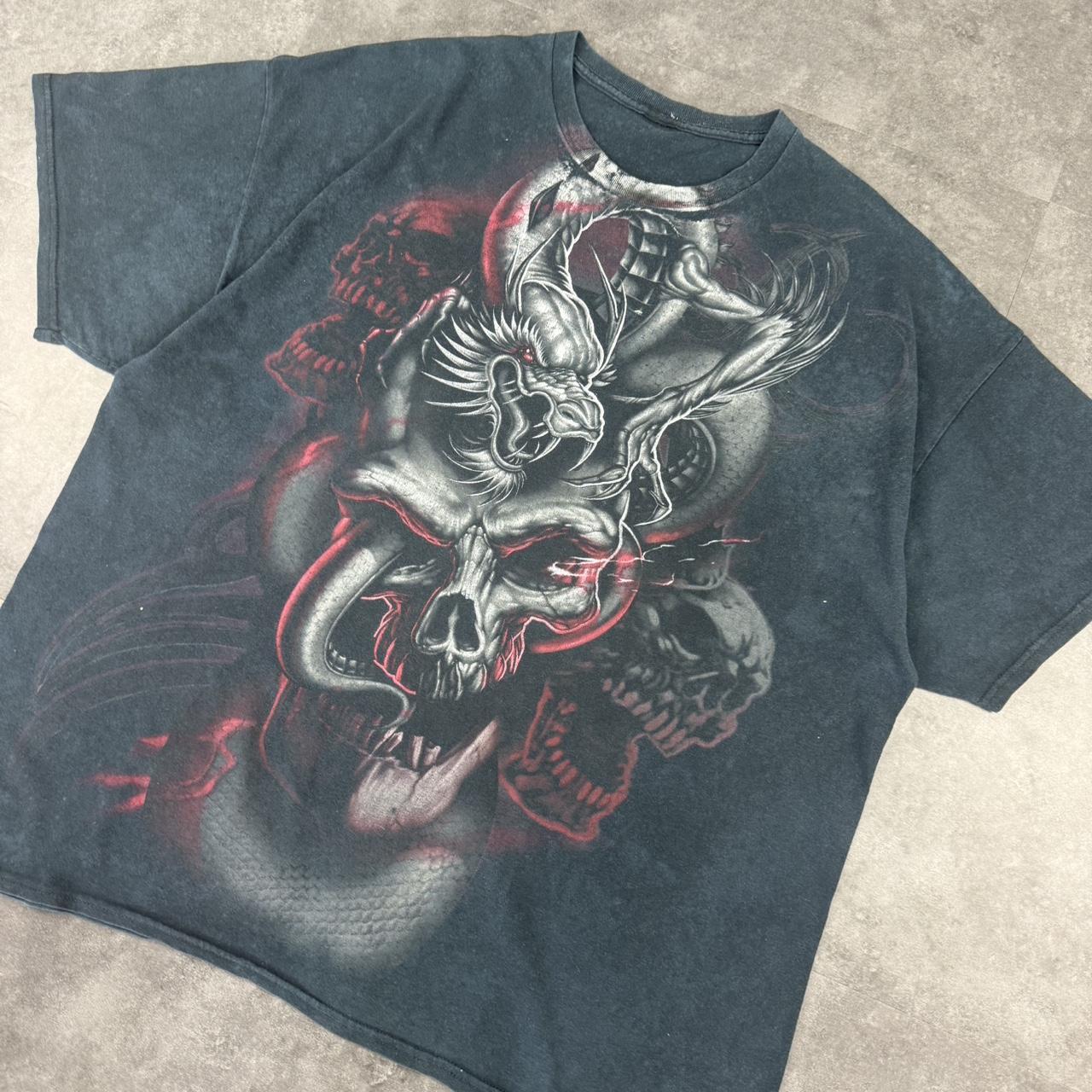 Grunge 2000s skull and dragon design graphic T shirt