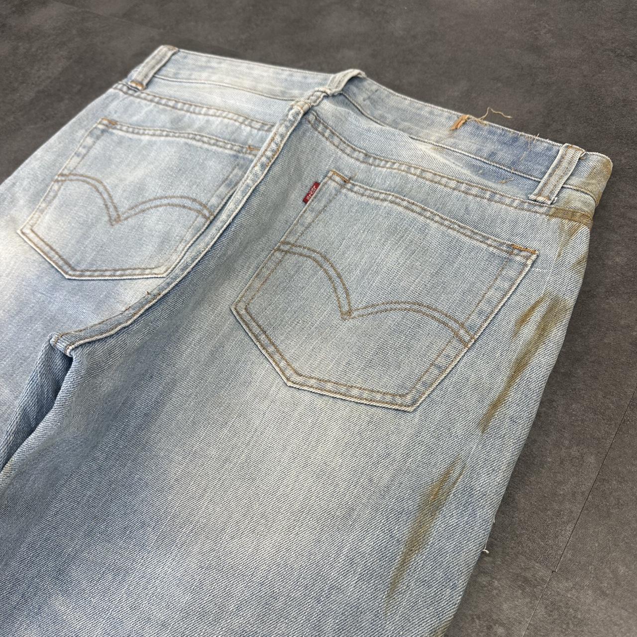 Levi’s 501 2000s dungaree workwear comfort fit denim shorts jorts