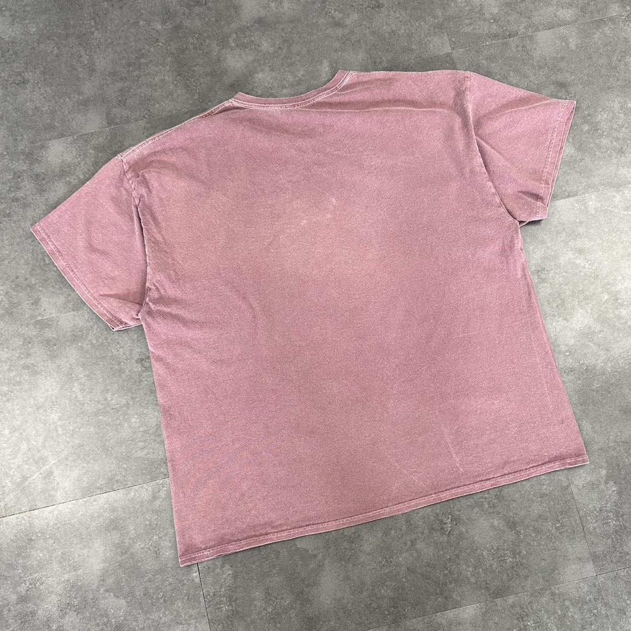 Urban Outfitters 2000s logo Print Fish design Logo graphic T shirt