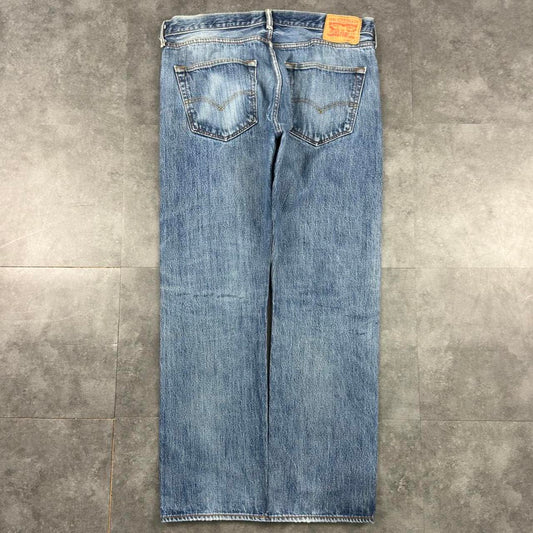 Levi’s 501 straight relaxed fit baggy jeans