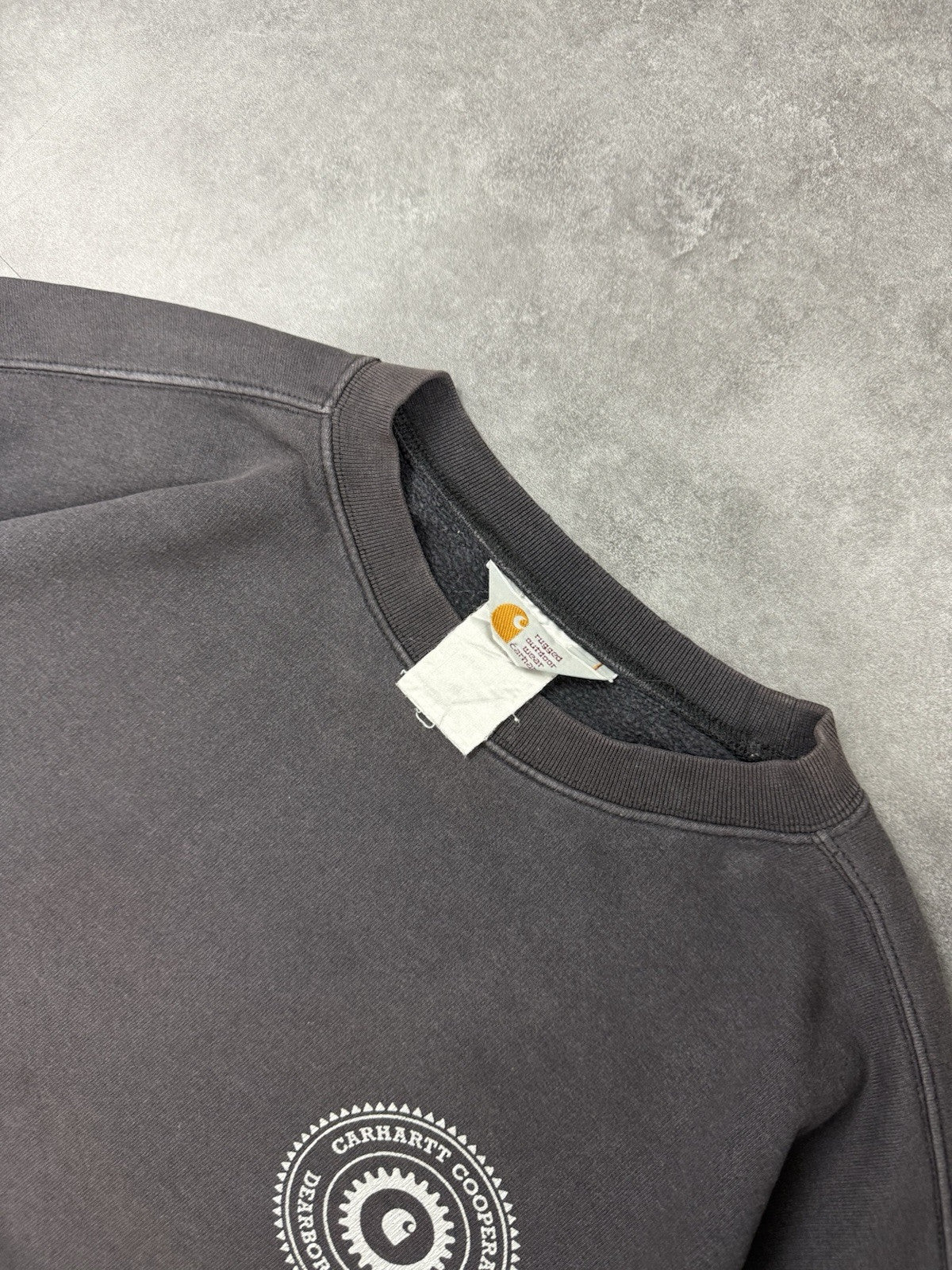 Vintage Carhartt Rugged Outdoor Wear Vintage 90s print Spellout Sweatshirt XL