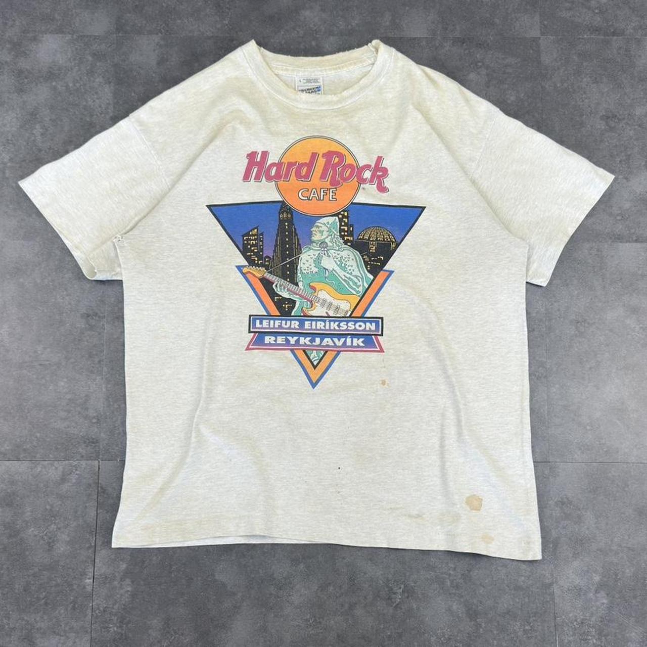 Hard Rock Cafe T 2000s Y2K logo Iceland Hotel Leifur Eiríksson print design