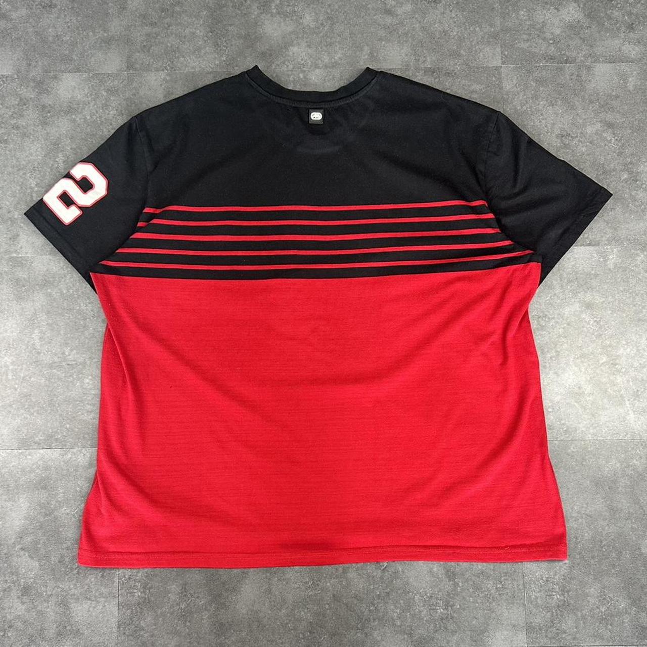 Ecko Unltd T 2000s Y2K logo print Jersey design graphic T shirt