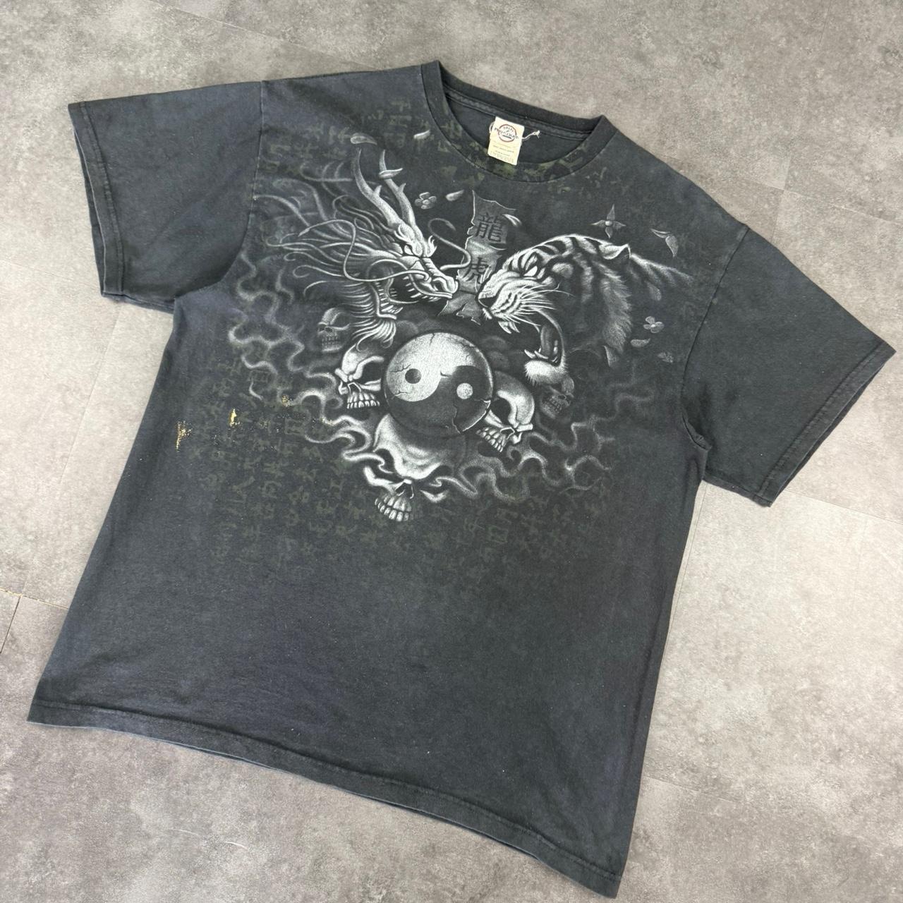 Dragon Tiger Tribal 2000s skater Grunge Print graphic T shirt