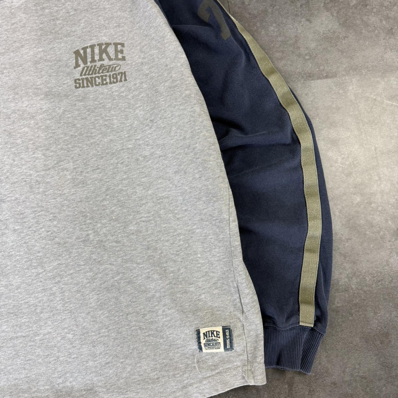 Nike vintage 2000s grey and navy sportswear print and embroidered sweatshirt