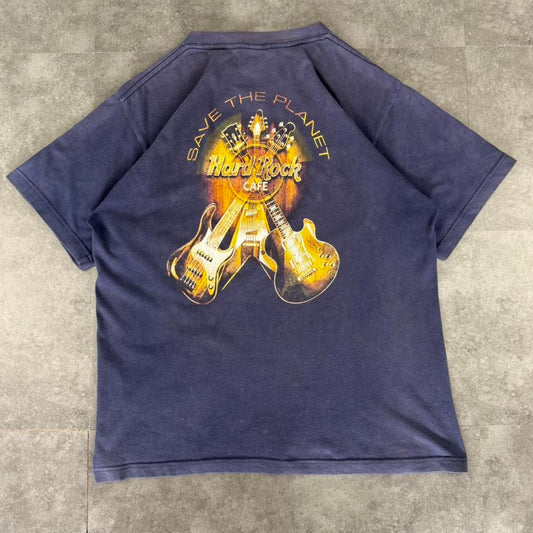 Hard Rock Cafe Dubai 2000s Surfwear guitars Logo design graphic T shirt