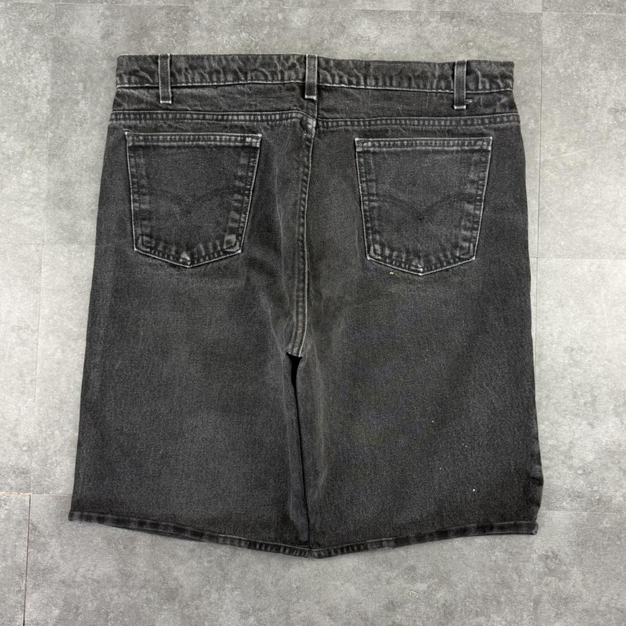Levi’s 2000s dungaree workwear comfort fit denim shorts jorts