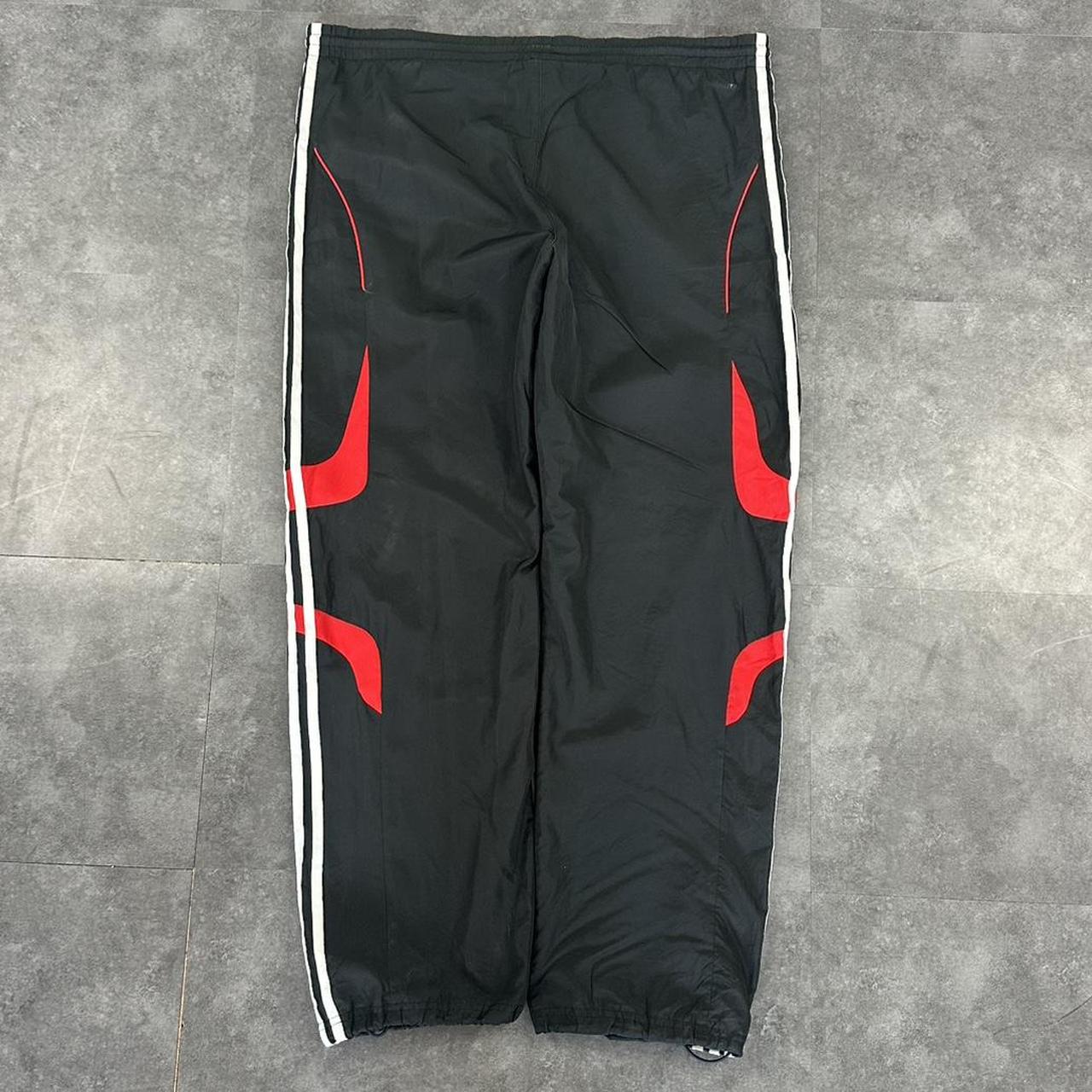 Adidas 2000s baggy vintage sportswear adjustable track pants
