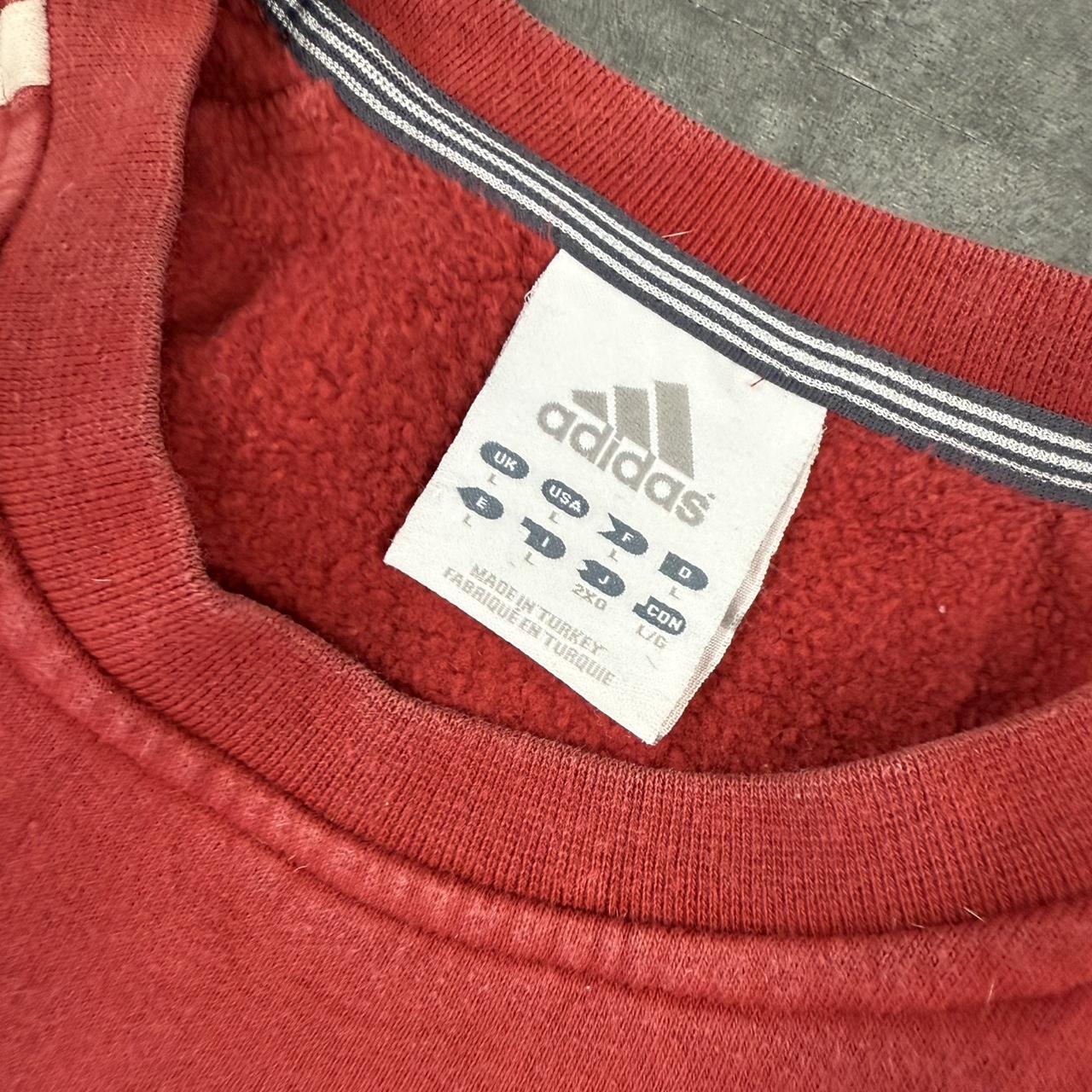 Vintage Adidas 90s sportwear mini Logo classic embroidered 3 stripe sweatshirt