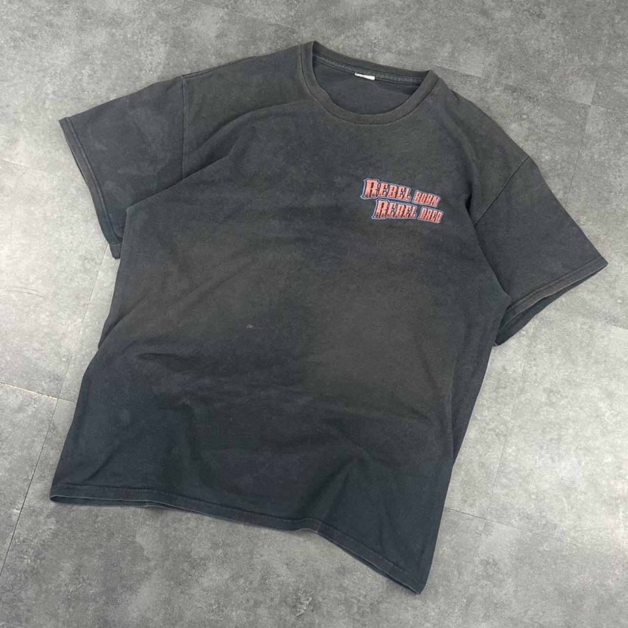 Rebel Born Rebel Bred 2000s Skate Print graphic logo Skull T shirt