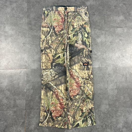 Walls outdoor Mossy oak camo real tree foliage 2000s dungaree workwear cargo trousers