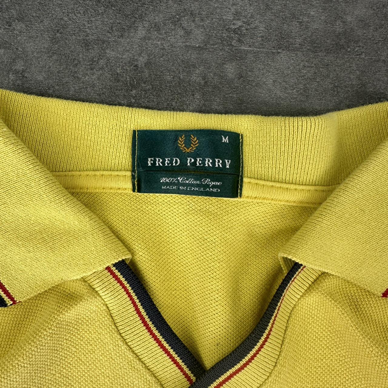 Fred Perry 2000s embroidered logo collared T shirt