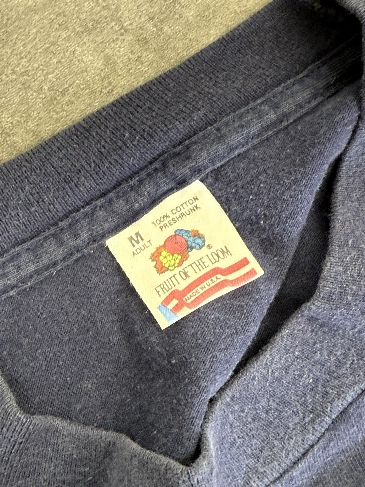 Single Stitch Fruit of the Loom AAR Vintage 90s Made in USA T-Shirt Size M