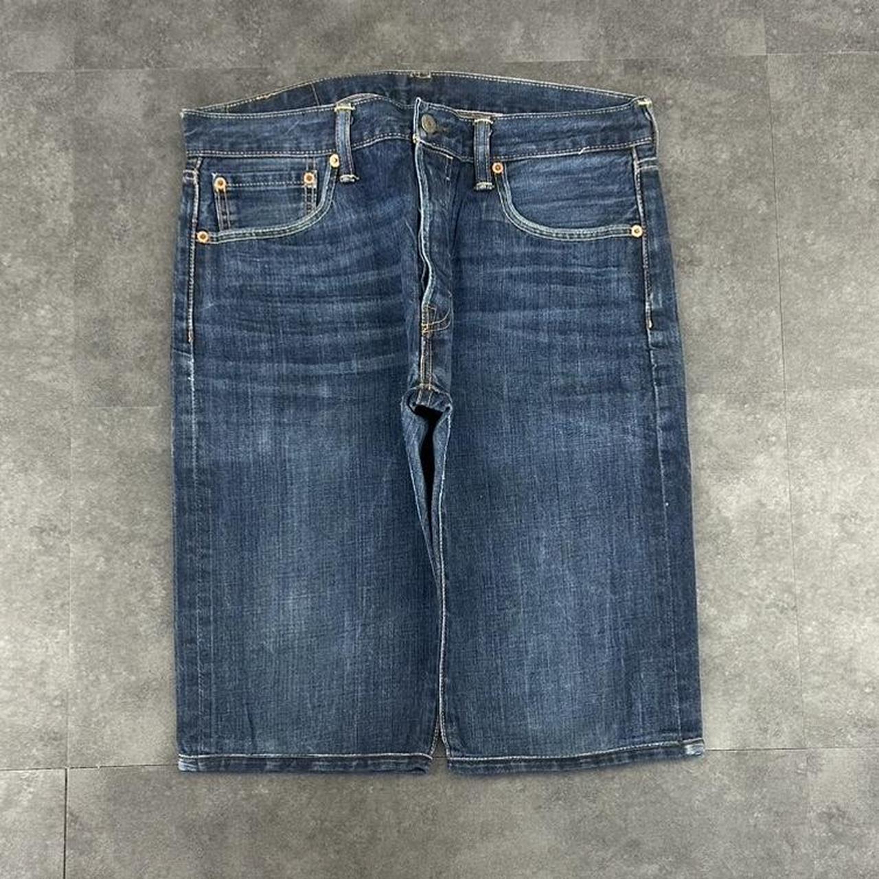 Levi’s 501 2000s dungaree workwear comfort fit denim shorts jorts