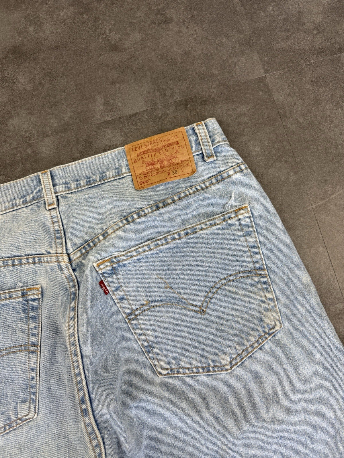 Levi's 560 Vintage Baggy Loose Jorts 90s Y2K Denim Jeans Shorts Skater 38W