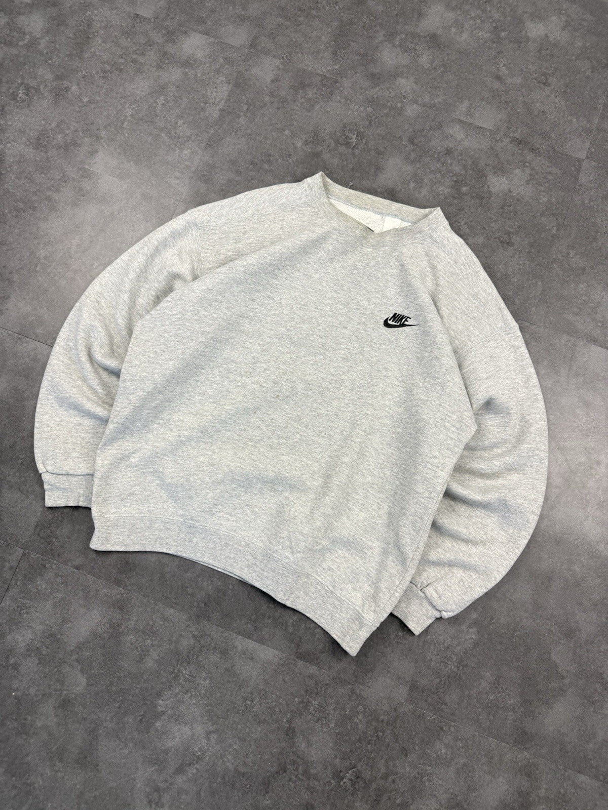 Vintage Nike Sweatshirt Embroidered Logo Grey Tab Y2k 90s Size M