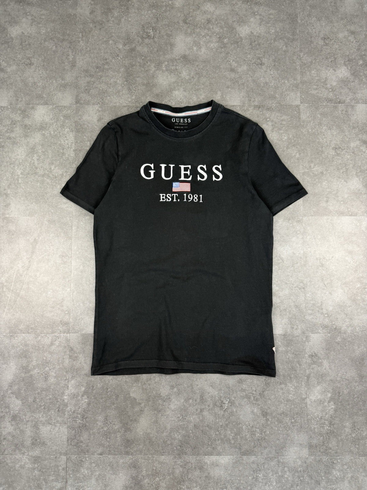 GUESS Jeans Embroidered Spellout T-Shirt Black 90 y2k style Size XS
