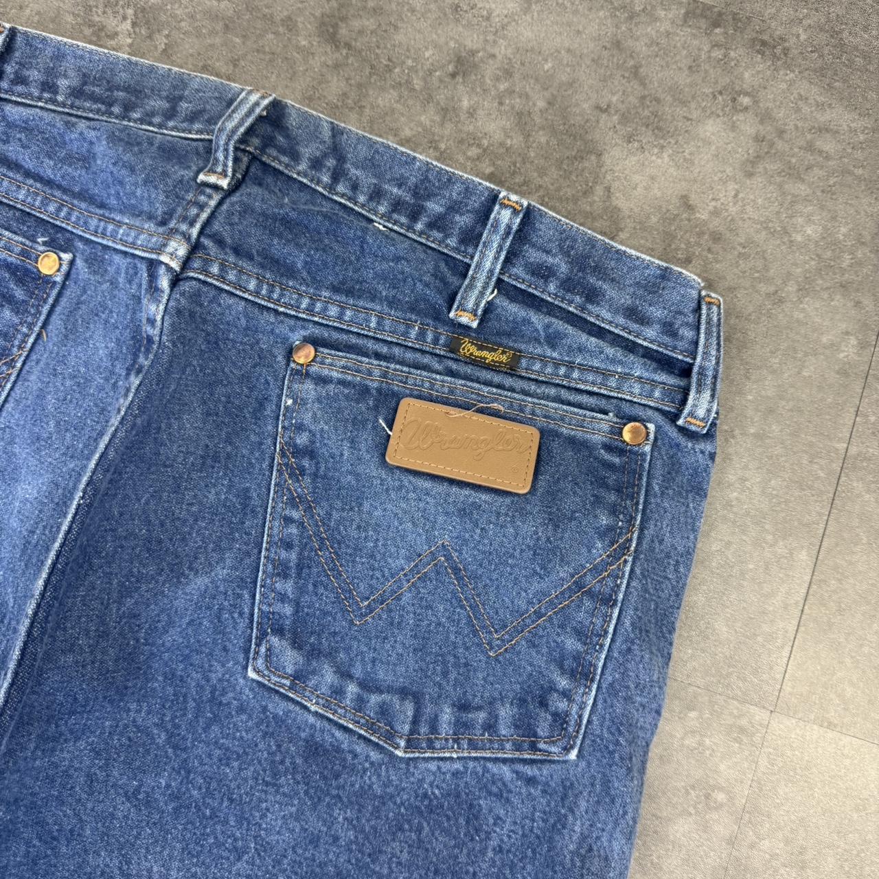 Wrangler 2000s Vintage relaxed cut off big logo shorts jorts