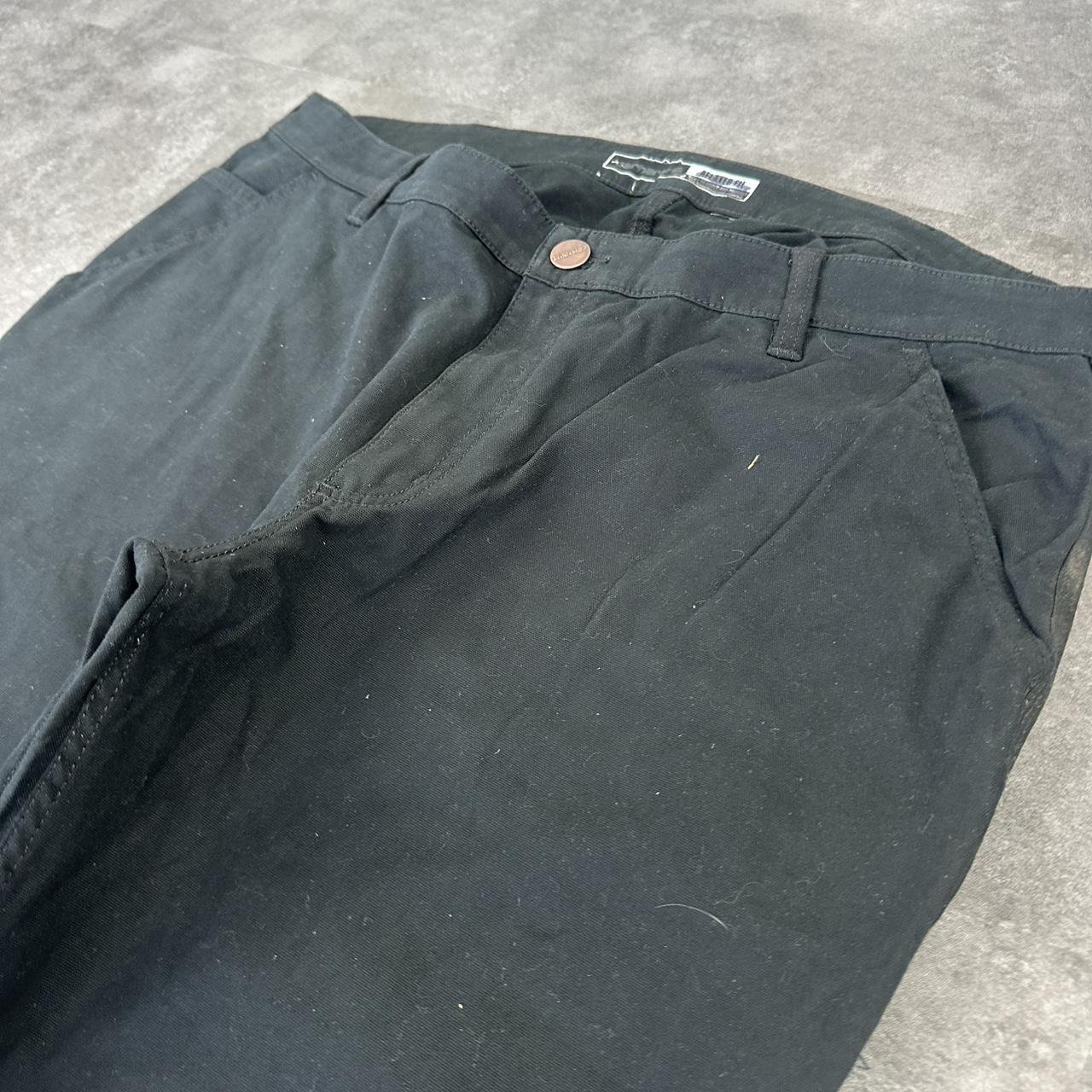 Carhartt 2000s dungaree workwear comfort fit cargo trousers