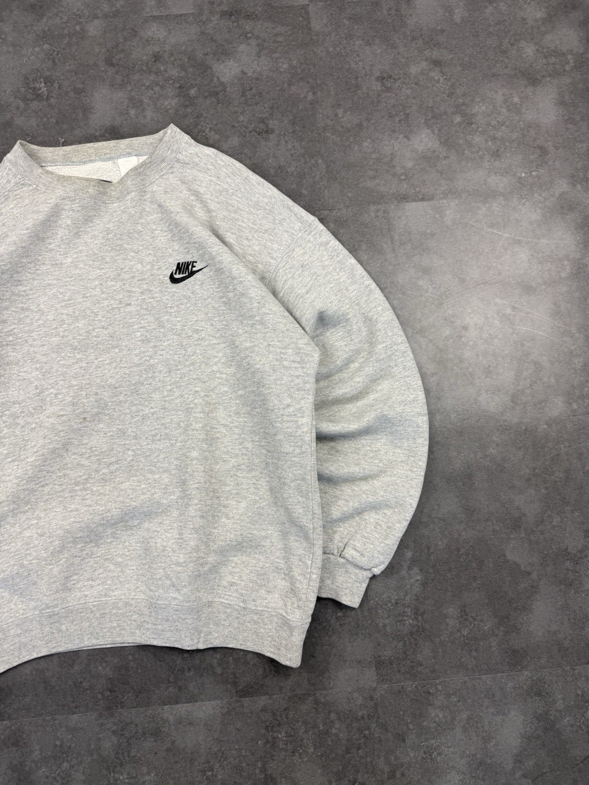 Vintage Nike Sweatshirt Embroidered Logo Grey Tab Y2k 90s Size M