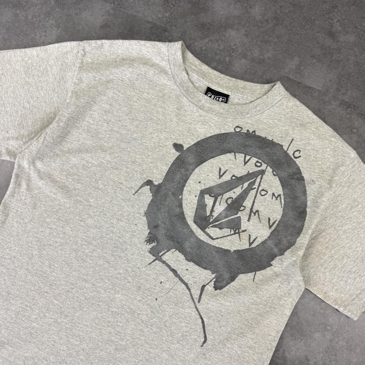 Volcom 2000s surf Logo design graphic T shirt