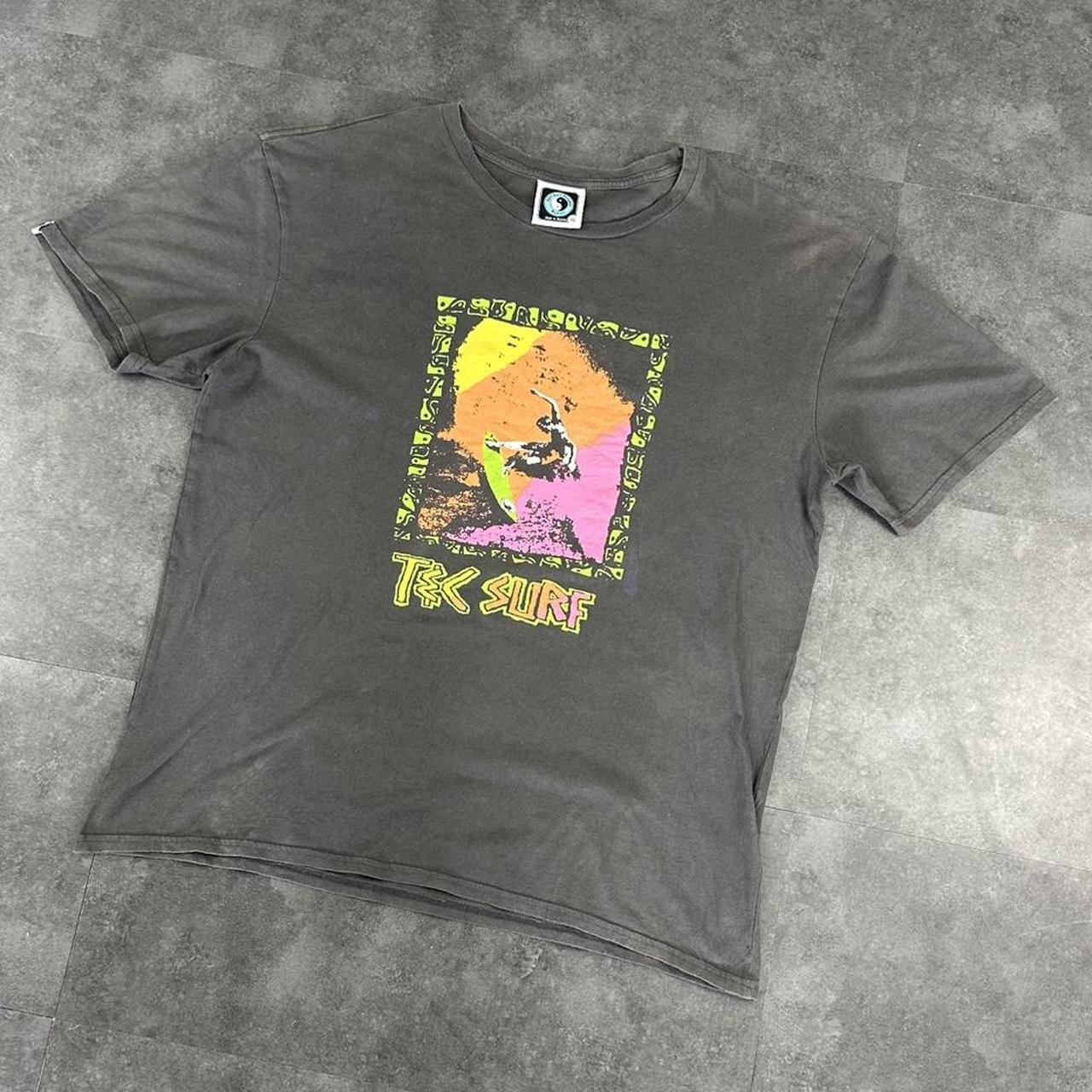 T&C Surf Designs 2000s Logo Print Ying Yang Surf graphic logo T shirt
