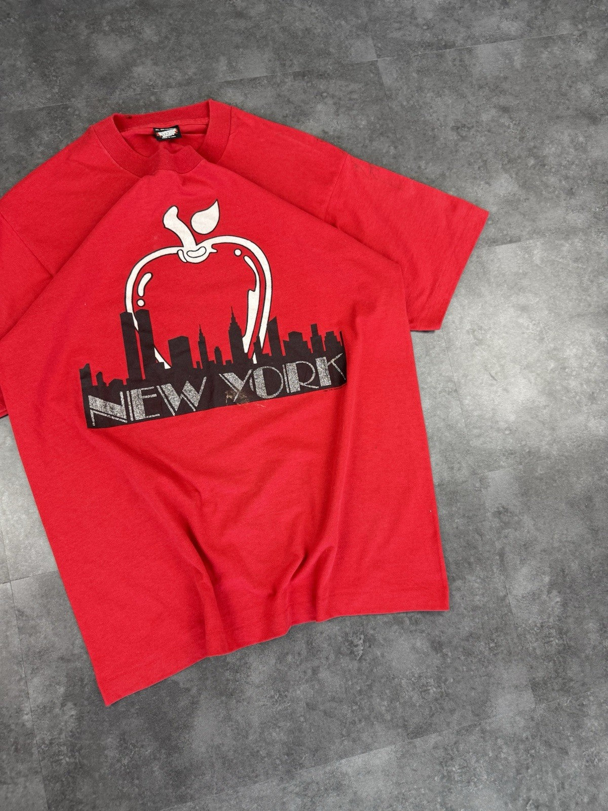 Single Stitch BEST Fruit of the Loom New York Vintage 90s Made in USA T-Shirt