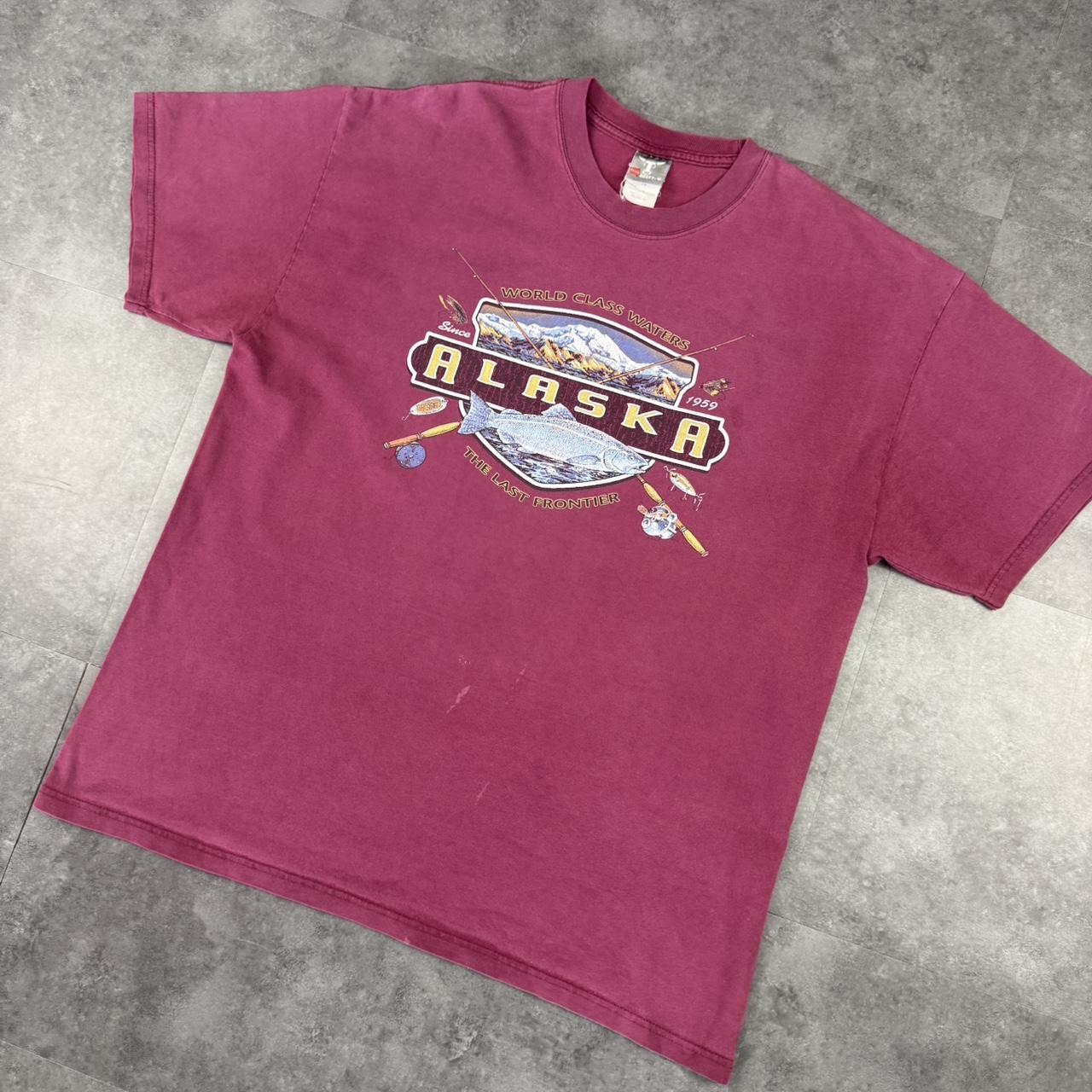 Hanes Beefy Alaska 2000s fishing graphic print T shirt