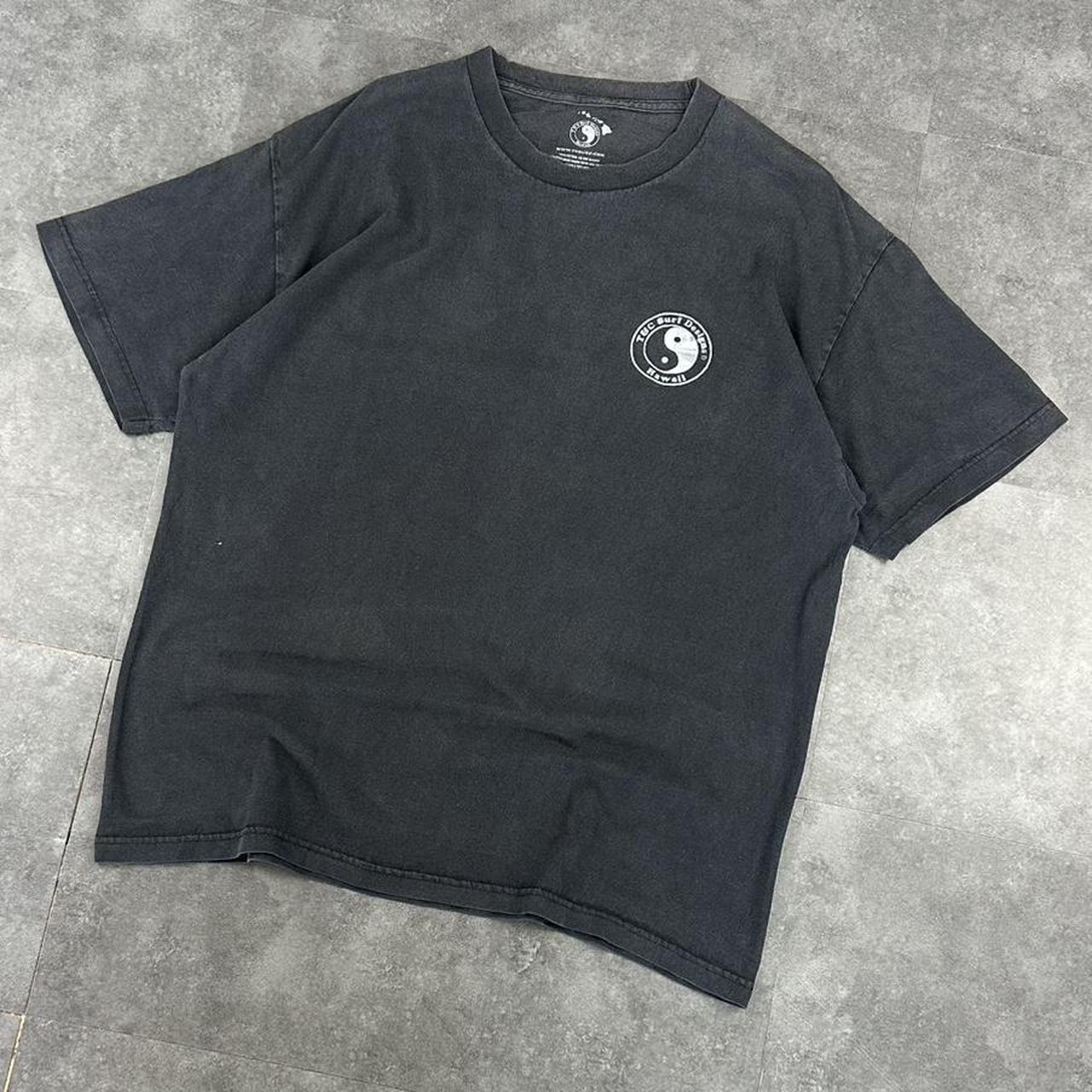 T&C Surfwear 90s printed graphic logo shirt