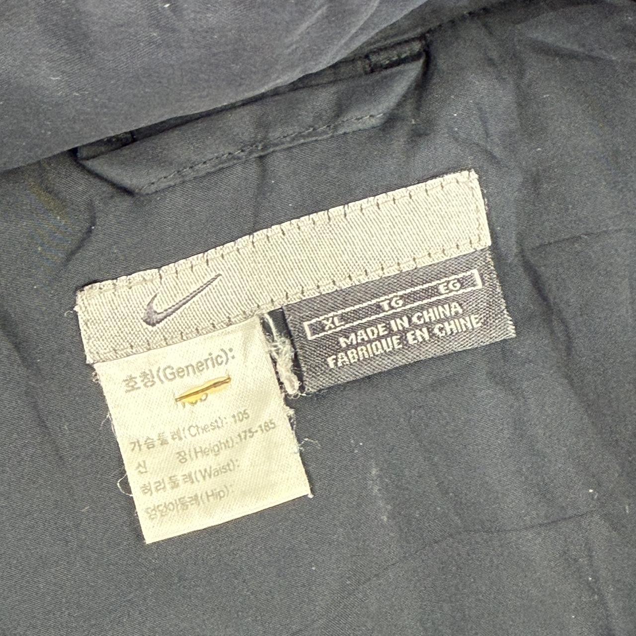 Vintage 2000s Nike padded lightweight windbreaker jacket