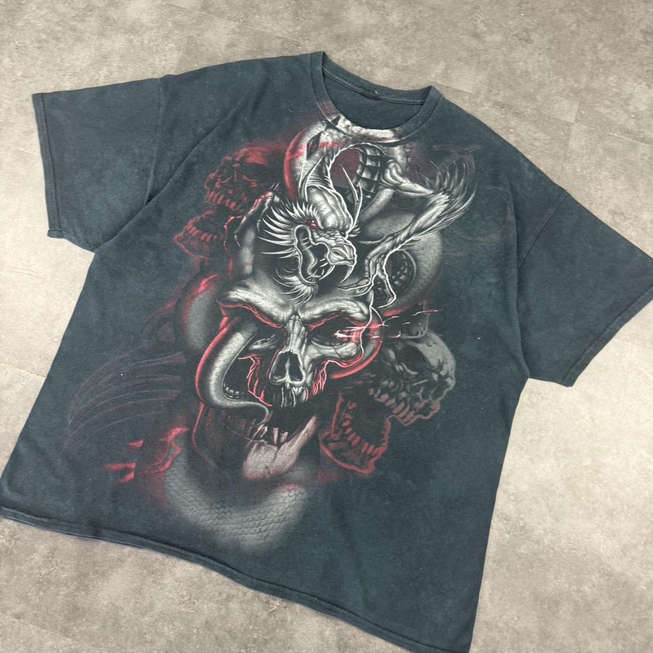 Grunge 2000s skull and dragon design graphic T shirt