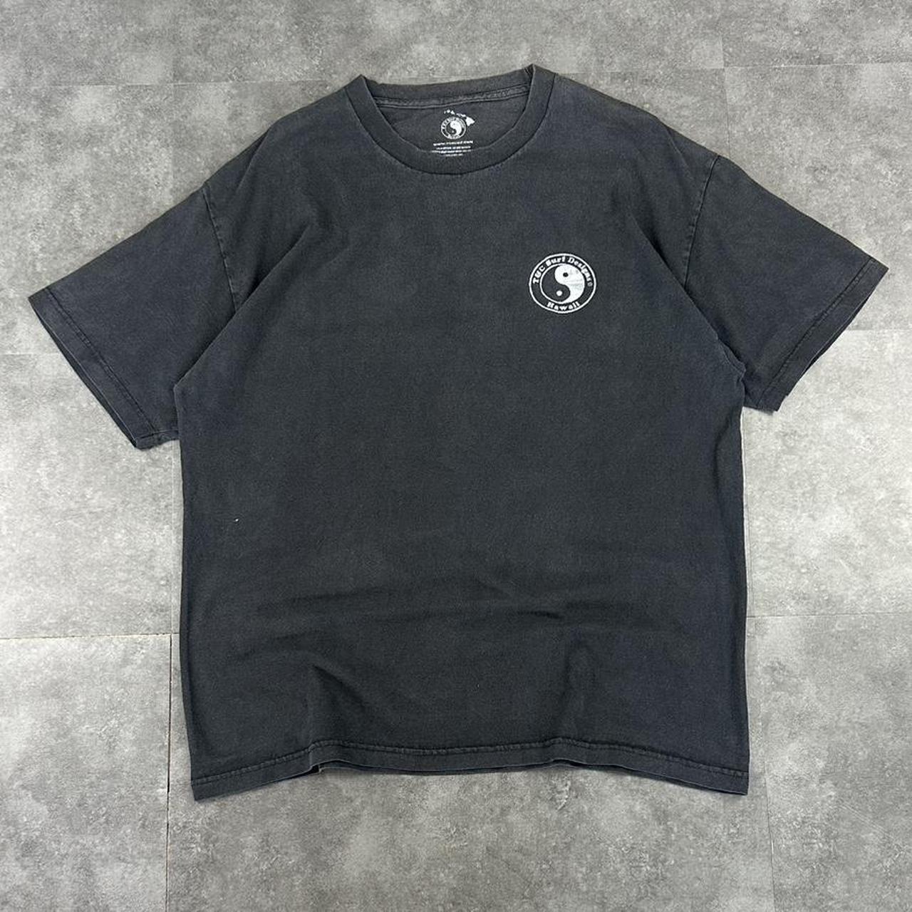 T&C Surfwear 90s printed graphic logo shirt