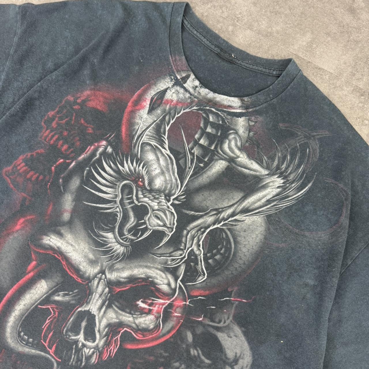 Grunge 2000s skull and dragon design graphic T shirt