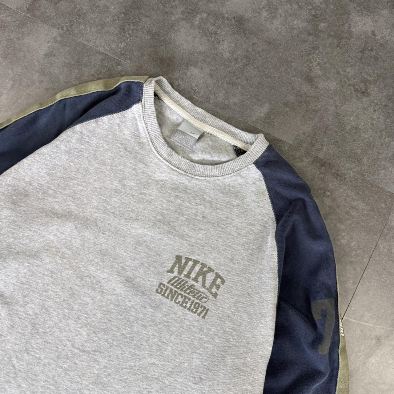 Nike vintage 2000s grey and navy sportswear print and embroidered sweatshirt