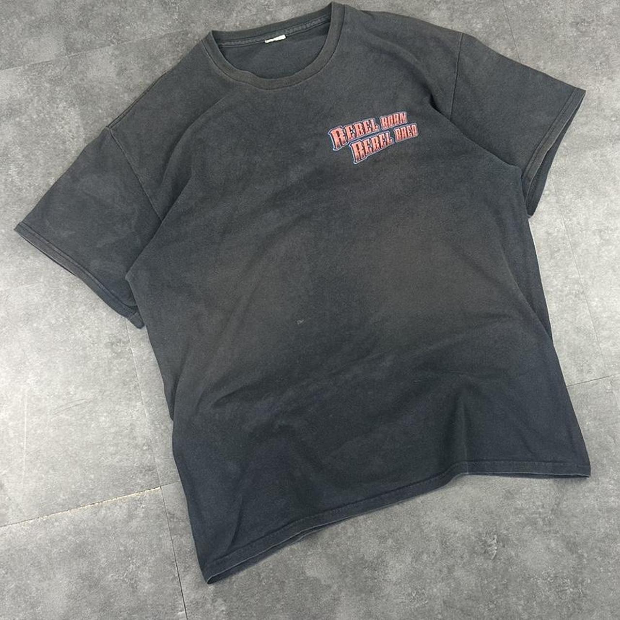 Rebel Born Rebel Bred 2000s Skate Print graphic logo Skull T shirt