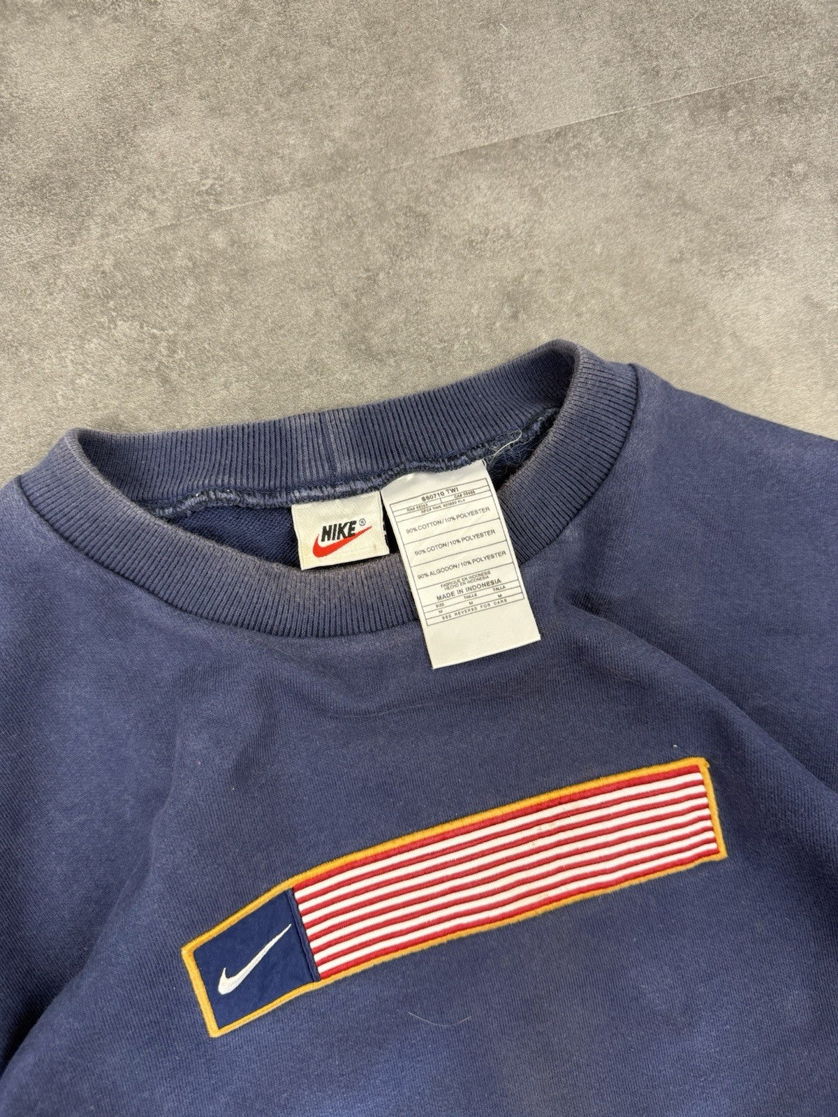 Vintage Nike USA Flag Sweatshirt Men's Medium White Tag Olympics Embroidered 90s