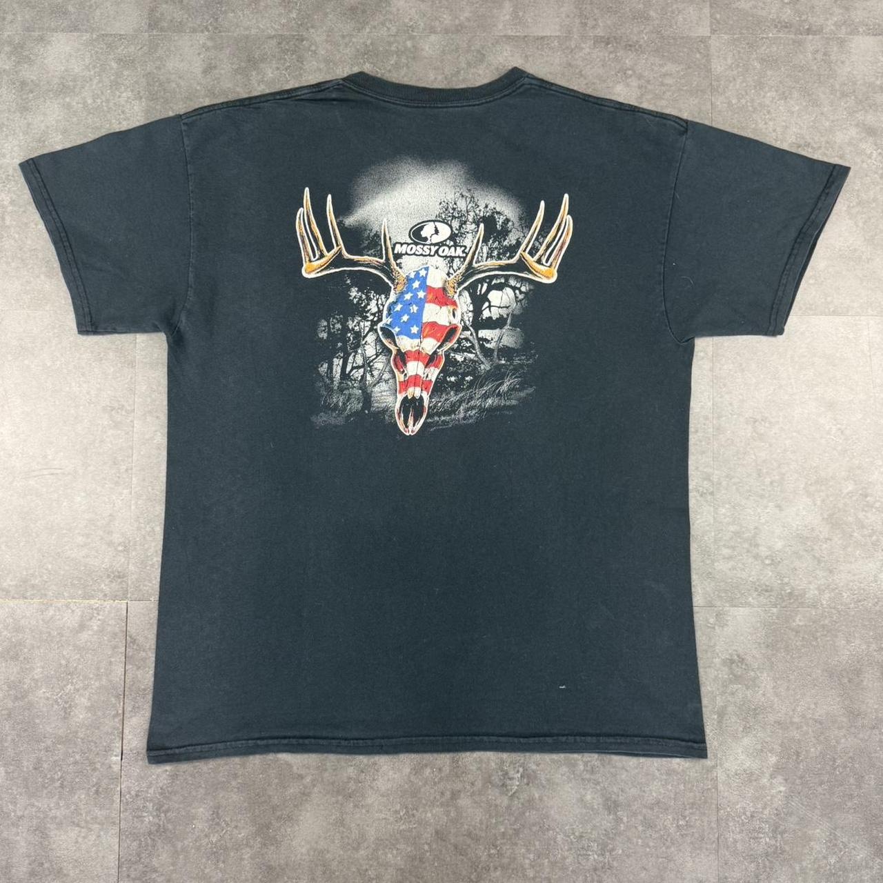 Mossy Oak 2000s USA grunge skull hunter Logo graphic T shirt