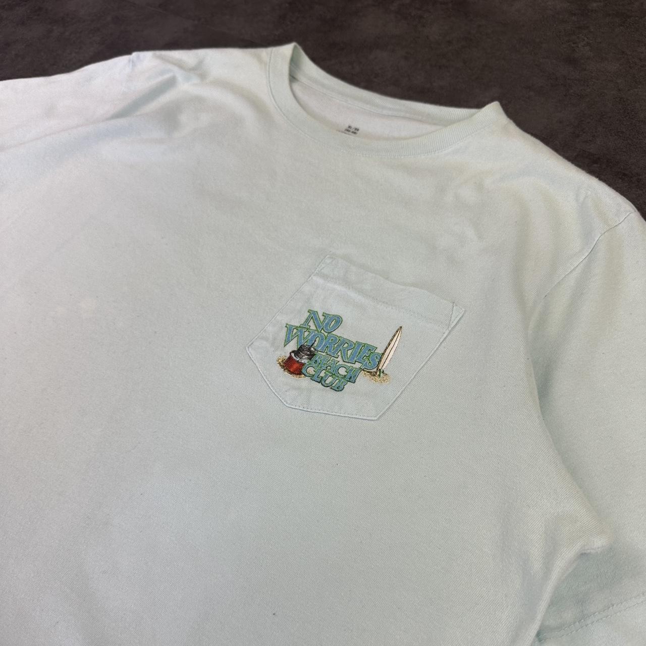 No Worries T 2000s Print Pale blue Beach Club Logo graphic T shirt