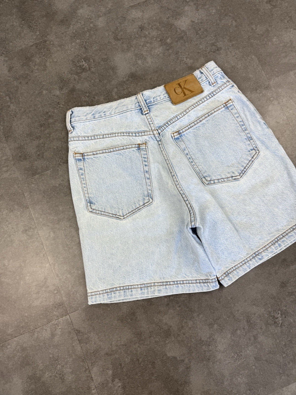 Calvin Klein Jorts Denim Jeans Shorts 90s/Y2K Baggy Made in USA Vintage 29W