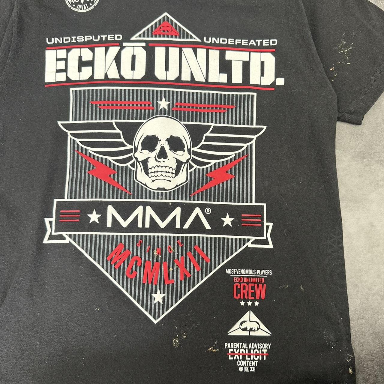 Ecko Unltd T 2000s Y2K logo print MMA undefeated graphic T shirt