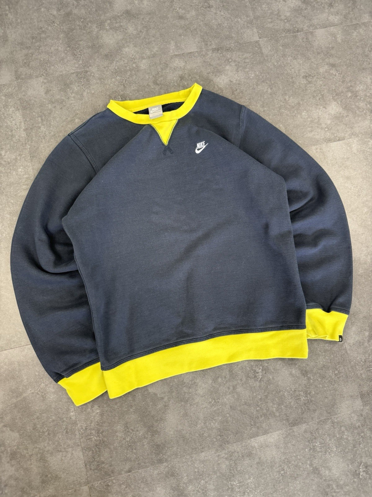 Vintage 2000s Nike Tick Sweatshirt Navy Blue & Yellow Pullover Retro Y2k Size S