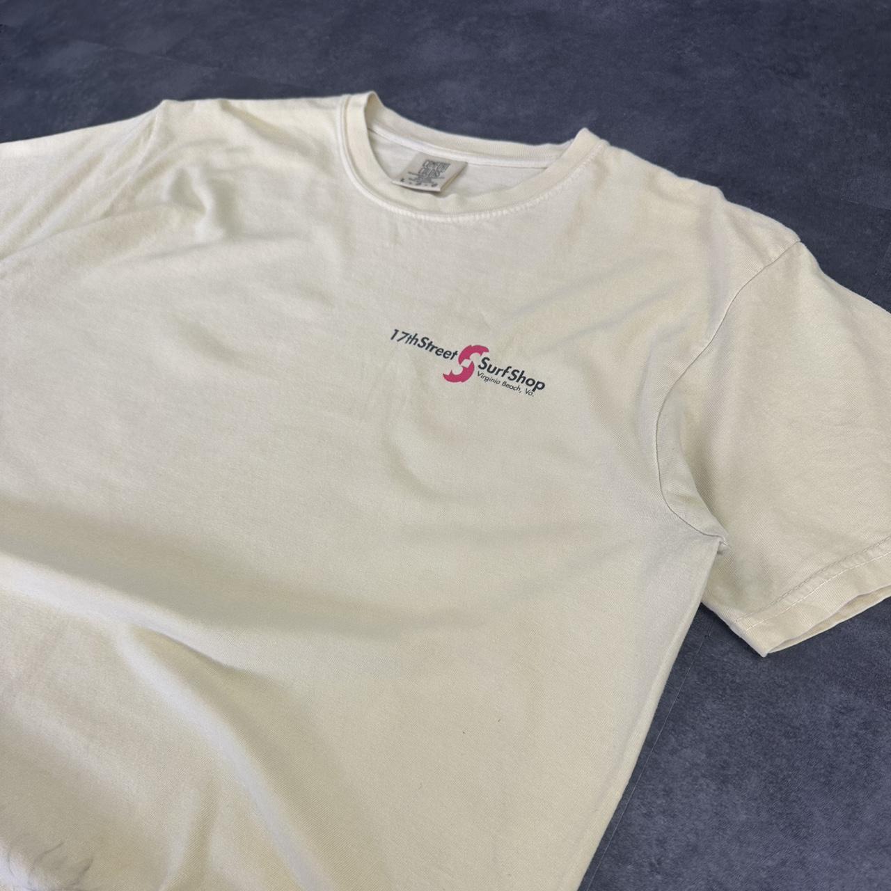 Comfort Colors T 2000s Print Logo 17th Street graphic T shirt
