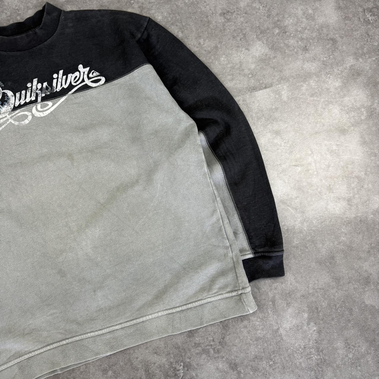 Vintage 2000s Quiksilver Spellout print surfwear Surfer Sweatshirt