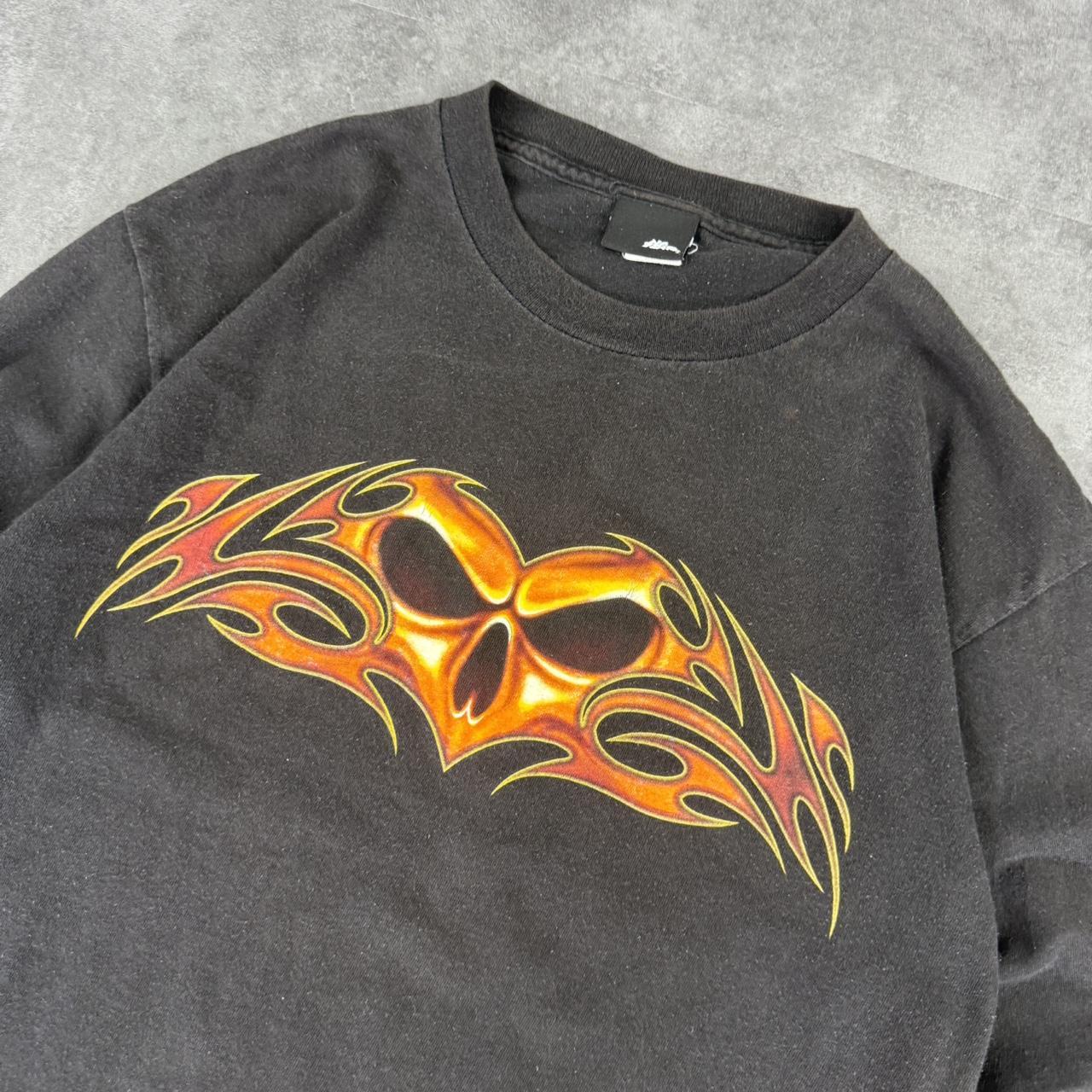 No Fear 2000s flaming skull long sleeve design graphic T shirt